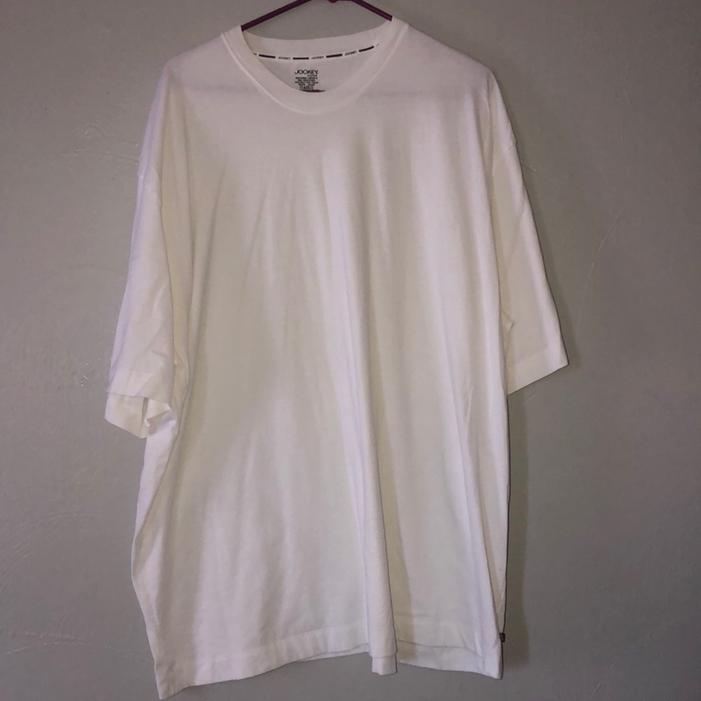 Plain white tee